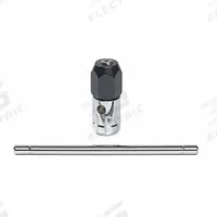 GEARWRENCH Medium Tap Adapter (MPN 3883). Key specifications — attr1316866: Fixed; attr1316867: T; attr1301981: GEARWRENCH.