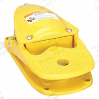 SQUARE D Foot Switch: 9002AW Series, 1 Pedals, Momentary, SPDT (MPN 9002AW1). Key specifications — Switch Action: Momentary; Foot Guard Included: No Guard Included; Brand: SQUARE D; Series: 9002AW; Power Source: Electrically Corded.