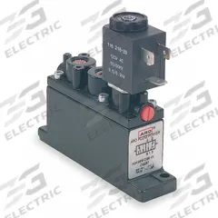 ARO Solenoid Air Control Valve: Alpha, Four-Way / Two-Position, 12V DC, 1/4 in Female NPT, 150 psi (MPN A249SS-012-D). Key specifications — attr1092969: Non-Locking; attr1086920: A249SS-012-D; attr1092977: Spring Return.