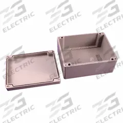 HAMMOND Enclosure: Polyester, 7 in x 9 in x 5 in, NEMA 4/4X, Solid Cover, Screw On (MPN 1590ZGRP233). Key specifications — Brand: HAMMOND; Closure Method: Screws; Enclosure Material: Polyester; Knockouts: Not Included.