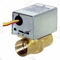 Motorized Zone Valve: 10 Cv Flow Rate, 2-Way, 1 in Female NPT, Spring Return, NC, On/Off Signal (MPN V8043E1137). Key specifications — Actuator Voltage: 24V AC; Manufacturer Part Number: V8043E1137; Brand: HONEYWELL HOME.