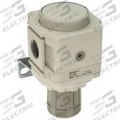 SMC Regulator: Die-Cast Aluminum, 1/2 in NPT, 7.251887 psi to 123.2821 psi, 1 MPa Max Op Pressure (MPN AR40-N04B-Z-D). Key specifications — attr111664: No; attr111400: AR-D; attr111627: SMC.