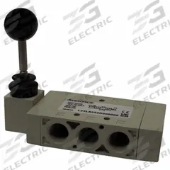 AVENTICS Manual Air Control Valve: L2, Lever, Four-Way / Three-Position, Open, Detent, 150 psi (MPN L22LD552O000000). Key specifications — attr1078739: Open; attr1078763: Detent; attr1078762: Manual Air Control Valve.