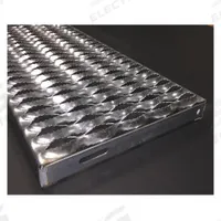 APPROVED VENDOR Ladder Step Tread: Stair Tread, Serrated, Steel (MPN 3252014-TRD40). Key specifications — Manufacturer Part Number: 3252014-TRD40; Product Type: Stair Tread; Brand: APPROVED VENDOR.