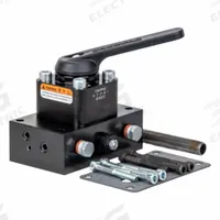 ENERPAC Control Valve: 4.5 gpm Max Flow Rate, Three Positions, 1/4 in NPT x 1/4 in NPT x 1/4 in NPT (MPN VM43). Key specifications — attr1018253: ENERPAC; attr1018249: VM43; attr1018300: Manual; attr1018289: VM; attr1416406: 1/4" NPT.