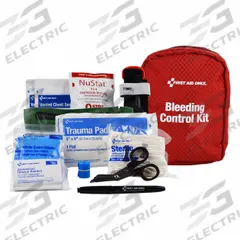 FIRST AID ONLY Bleeding Control Kit: Fabric Bag, 1 People Served, 16 Components (MPN 91138). Key specifications — Brand: FIRST AID ONLY; Wound Dressings Included: Gauze Pad; Housing Material: Fabric.
