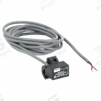 SPEEDAIRE Reed Switch: 6KL72, N/O SPST, NEMA 4, For 3-1/4 to 6 in Bore Dia, 5-240V AC/DC, 2 Wires. Key specifications — attr947365: 6KL72; attr947373: N/O SPST; attr947378: 1 A Max; attr947379: 5-240V AC/DC.