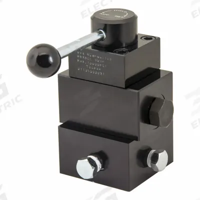 BVA HYDRAULICS Hydraulic Control Valve: 4.5 gpm Max Flow Rate, Three Positions, 1/4" NPT - Lever-Operated Directional Control Valves