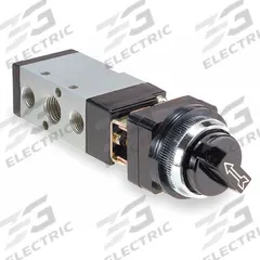 ARO Manual Air Control Valve: MaxAir, Four-Way / Two-Position, Twist, Black, 26 scfm Flow Rate - Max (MPN M212LS-10). Key specifications — attr1092903: Black; attr1086905: Manual Return; attr1086907: MaxAir; attr1086914: Normally Open/Normally Closed; attr1086904: Manual Air Control Valve; attr1086871: M212LS-10.