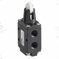 PARKER Manual Air Control Valve: DirectAir 4, Three-Way / Two-Position, Roller, 1/4 in Female NPT (MPN 524211000). Key specifications — attr1084737: Aluminum; attr1084764: Manual Air Control Valve; attr1084778: Spool; attr1084767: DirectAir 4; attr1084731: 524211000; attr1084739: PARKER; attr1084765: Spring Return; attr1084768: DirectAir 4.
