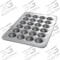 CHICAGO METALLIC Texas Size Muffin Pan: Aluminized Steel, 24 Slots, 17 7/8 in Overall Wd, Silver (MPN 45265). Key specifications — Pan Style: Muffin Pan; Brand: CHICAGO METALLIC; Color: Silver; Material: Aluminized Steel; NSF Certified: No; Number of Slots: 24.