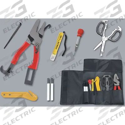 EMI Auto Rescue Set: 12 in L x 5 1/2 in W x 2 in H, Material Nylon, Reusable - Non-core SNB