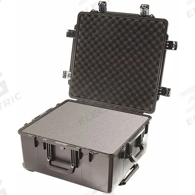 PELICAN Protective Case: 21 in x 22 1/2 in x 11 3/8 in Inside - Impact-Resistant Suitcase-Style Cases