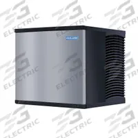 KOOLAIRE Ice Machine: Half Dice, 435 lb Ice per Day, Water Cooled, 71 1/2 in Ht, 22 in Wd, 34 in Dp (MPN KYT0420W). Key specifications — Voltage: 115V; Energy Star Compliant: Yes.