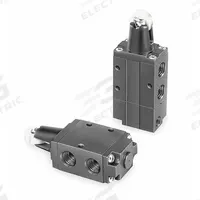 PARKER Manual Air Control Valve: DirectAir 4, Three-Way / Two-Position, Roller, 1/4 in Female NPT (MPN 524A11000). Key specifications — attr1084737: Aluminum; attr1084764: Manual Air Control Valve; attr1084778: Spool; attr1084767: DirectAir 4; attr1084731: 524A11000; attr1084739: PARKER; attr1084765: Spring Return; attr1084768: DirectAir 4.