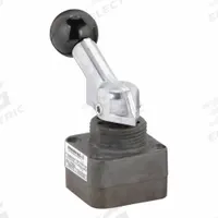ENERPAC Hydraulic Directional Valve: 4.5 gpm Max Flow Rate, D03 NFPA Size, Three Positions, Enerpac (MPN VMMD001). Key specifications — attr1018253: ENERPAC; attr1018274: D03; attr1018249: VMMD001; attr1018300: Manual; attr1018289: VMM.