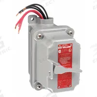 HUBBELL KILLARK Motor Starter Switch: 1 Gang, 3 Poles, 20 A, 0.75 in Hub Dia, Feed Through (MPN FXSX53). Key specifications — Brand: HUBBELL KILLARK; Factory Sealed: Yes.
