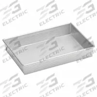CHICAGO METALLIC Rectangular Cake Pan: Straight Side Cake Pan Pan, Aluminized Steel, Glazed, Silver (MPN 21100). Key specifications — Bead Closure: Closed Bead; Coating: Glazed; Pan Style: Straight Side Cake Pan; Perforation: Solid; Brand: CHICAGO METALLIC; Color: Silver; Material: Aluminized Steel; NSF Certified: No.