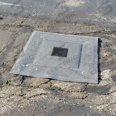 ENPAC Drain Filter: Oil/Sediment, Oil Capacity: 2.75 gal, 30 in L x 42 in W - Magnetic Street Drain Filters