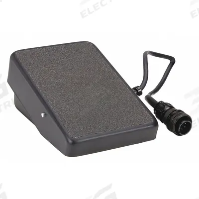 LINCOLN ELECTRIC Foot Pedal: 25 ft Cable Lg (MPN K870) - Wired Foot Controls for TIG Welders