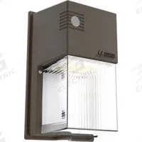 LED, 1,000 lm_1,700 lm_2,400 lm, 3000K/4000K/5000K, 18 W, 120 to 277V AC, Type IV (MPN TWS LED ALO SWW2 MVOLT PE DDB M2). Key specifications — Housing Color: Bronze; Color Temperature: 5000K.