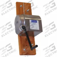 SPALDING Manual Winch: Steel, Black/Silver, 10 in Overall Wd, Manual Winch (MPN 402-760). Key specifications — attr985526: SPALDING; attr985545: Wall-Braced Fold-Up Backstops; attr985550: Steel; attr985543: Silver; attr1031786: Manual Winch.