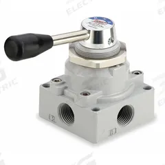 ARO Manual Air Control Valve: MaxAir, Four-Way / Two-Position, Lever, Black, 40 scfm Flow Rate - Max (MPN M112LR). Key specifications — attr1092903: Black; attr1086905: Manual Return; attr1086907: MaxAir; attr1086914: Normally Open; attr1086904: Manual Air Control Valve; attr1086871: M112LR.