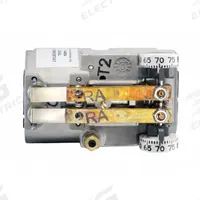 JOHNSON CONTROLS Pneumatic Thermostat: 55° to 85°F (Day/Night), Vertical, No, Day/Night, T-4506-202. Key specifications — Pneumatic Thermostat Type: Day/Night; Temperature Control Range: 55° to 85°F (Day/Night); Number of Pipes/Air Flow Output: 2 Pipes, High Volume; Thermostat Action: Direct - 15 psig (Day), Direct - 20 psig (Night); Mounting Direction/Includes Cover: Vertical, No; Brand: JOHNSON CONTROLS.
