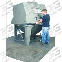 ECONOLINE Abrasive Blast Cabinet: Siphon Feed, 60 in W x 48 in D Work Area, 12 cfm (MPN 101701G-A). Key specifications — attr952399: ECONOLINE; attr978098: Dust Collector; attr978092: Side Door; attr978085: 12 cfm.
