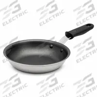 VOLLRATH Fry Pan: Non-Stick, 8 11/16 in Top Dia, Stainless Steel, Black/Silver, Silicone, Metal (MPN 692408). Key specifications — Brand: VOLLRATH; Handle Color: Black; NSF Certified: Yes; Product Type: Fry Pan; Body Color: Black/Silver; Handle Material: Silicone; Body Material: Stainless Steel; Handle Type: Riveted.