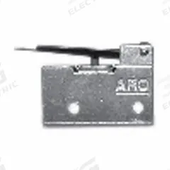 ARO Manual Air Control Valve: 200, Three-Way / Two-Position, Lever, Black, 7.5 scfm Flow Rate - Max (MPN 200-C). Key specifications — attr1092903: Black; attr1086905: Spring Return; attr1086907: 200; attr1086914: Normally Open/Normally Closed; attr1086904: Manual Air Control Valve; attr1086871: 200-C.