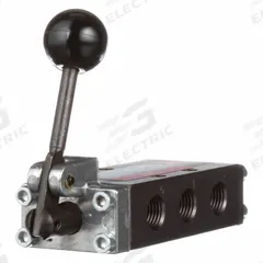ARO Manual Air Control Valve: E, Four-Way / Two-Position, Black, 26 scfm Flow Rate - Max, 5 Ports (MPN E112LM). Key specifications — attr1092903: Black; attr1086905: Manual Return; attr1086907: E; attr1086914: Normally Open; attr1086871: E112LM.