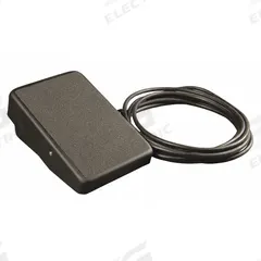 ESAB TIG Foot Pedal: 15 ft Cable Lg (MPN W4014450). Key specifications — Brand: ESAB; Manufacturer Part Number: W4014450; For Welder Series: Rebel EM 215ic.