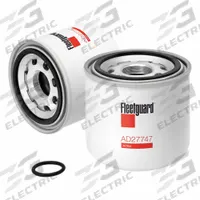FLEETGUARD Air Breather Filter Pack: Round, 5 1/2 in Outside Dia, 11 5/8 in Outside Dia - Bottom (MPN AD27747). Key specifications — Brand: FLEETGUARD; Compatible Vehicle Make: Autocar Llc.; Baldwin Interchange: BA5379; FleetGuard Interchange: AD27747.