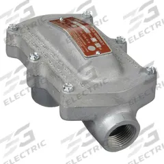 Pulling Elbow: Iron, Chromate Coated/Electroplated/Powder Coated, 1 in Trade Size, Female to Female (MPN ELBD-100). Key specifications — Ends - Hazardous Fittings: 1 in FNPT x 1 in FNPT; Material: Iron; Finish: Electroplated; Brand: APPLETON ELECTRIC.