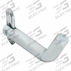 REESE Hitch Pin: 2 in Compatible Hitch Size, 5/8 in Pin Dia, III/IV, 3 in Overall Lg, 3 in Usable Lg (MPN 7007100). Key specifications — Material: Steel; Vehicle Class: III; Finish: Bright Zinc; Includes: Swivel Latch; Brand: REESE.