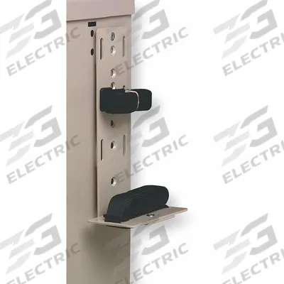 METRO Medical Cart Accessory Bracket: 9 in Overall Ht, 2 1/2 in Overall Wd, 3 in Overall Dp - Side-Mount Accessories for Medical Carts