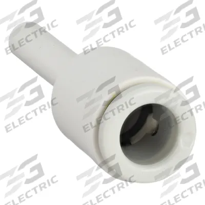 SMC Push-Fit Adapter Fitting: 6 mm OD x 4 mm OD Size, Push-to-Connect x Push-to-Connect - Polybutylene & Brass Tube Fittings