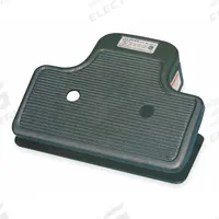 LINEMASTER Foot Switch: Clipper Wide Treadle Series, 1 Pedals, Momentary, SPDT (MPN 642-S). Key specifications — Switch Action: Momentary; Foot Guard Included: No Guard Included; Brand: LINEMASTER; Series: Clipper Wide Treadle; Power Source: Electrically Corded.