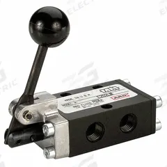 ARO Manual Air Control Valve: E, Three-Way / Two-Position, Lever, Black, 26 scfm Flow Rate - Max (MPN E252LM). Key specifications — attr1092903: Black; attr1086905: Manual Return; attr1086907: E; attr1086914: Normally Closed; attr1086904: Manual Air Control Valve; attr1086871: E252LM.