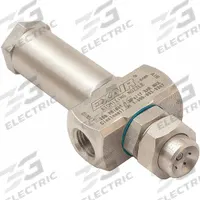 EXAIR Atomizing Spray Nozzle: Pressure, 4.9 scfm, Round, 1/4 in FNPT, FNPT, No Drip Atomizing Nozzle (MPN ER2040SS). Key specifications — Flow Rate: 4.9 scfm; Spray Pattern @ 15 In.: Round; Material: Stainless Steel; Mix Type: External; Brand: EXAIR.