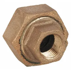 This brass union fitting connects two pipes of the same size in low-pressure systems. It is used in water, air, or hydraulic lines where a leak-resistant joint that allows for easy disconnection and maintenance is required. Maximum operating pressure is 200 psi.