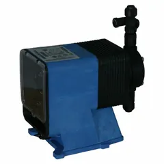This compact solenoid-driven diaphragm metering pump operates on 115V AC with 1/60 hp. It features a polypropylene (PP) head, CSPE/PTFE diaphragm, PTFE seals, ceramic check balls, and PP fittings. Reproducibility is ±2.0%. Typical applications include precise chemical dosing in water treatment and industrial processing.
