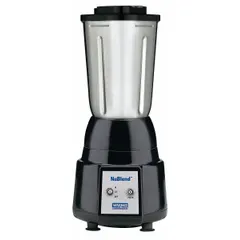 This 32 oz blender container assembly includes a lid, blade, and blade collar. Made of vinyl in black/silver, it is designed for use with blenders and compatible with model BB190S. Suitable for blending, mixing, and pureeing in commercial food preparation.