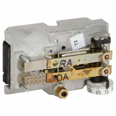 Pneumatic thermostat for heating and cooling control in commercial HVAC systems. Temperature range 55° to 85°F. Direct action at 15 psig, reverse action at 20 psig. 2-pipe high-volume air flow output. Horizontal mounting, cover not included.