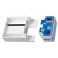 Plastic casting stand for preparing agarose or polyacrylamide gels in electrophoresis applications. Includes two combs for forming sample wells. Compatible with BENCHMARK RESEARCH model E1101 gel system.