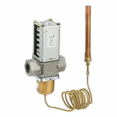 This three-way temperature-actuated water regulating valve features a cast iron body and is designed for use with R-134A refrigerant. It modulates water flow to maintain proper head pressure in refrigeration systems, with a maximum flow capacity of 58 gpm and an operating temperature range of 115°F to 180°F.