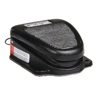LINEMASTER Foot Switch: Clipper Series, 1 Pedals, Momentary, SPDT (MPN 636-S)