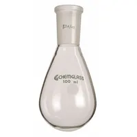 Round glass distilling flask with a 50 mL capacity, colorless body, and 14/20 stopper joint. Meets USP Type I specifications for chemical durability and thermal resistance. Used for small-scale distillation procedures in laboratory settings