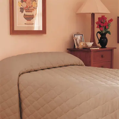 MARTEX Quilted Bedspread, Khaki, Queen Size - Bedspreads
